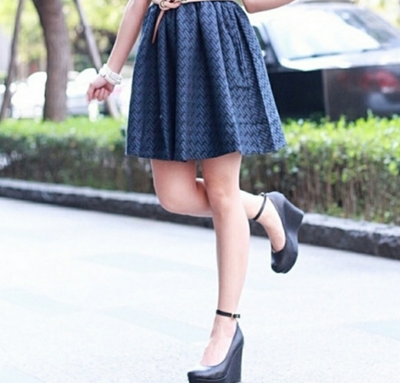 REPORT BLACK LEATHER PLATFORM WEDGES - Picture 7 of 7